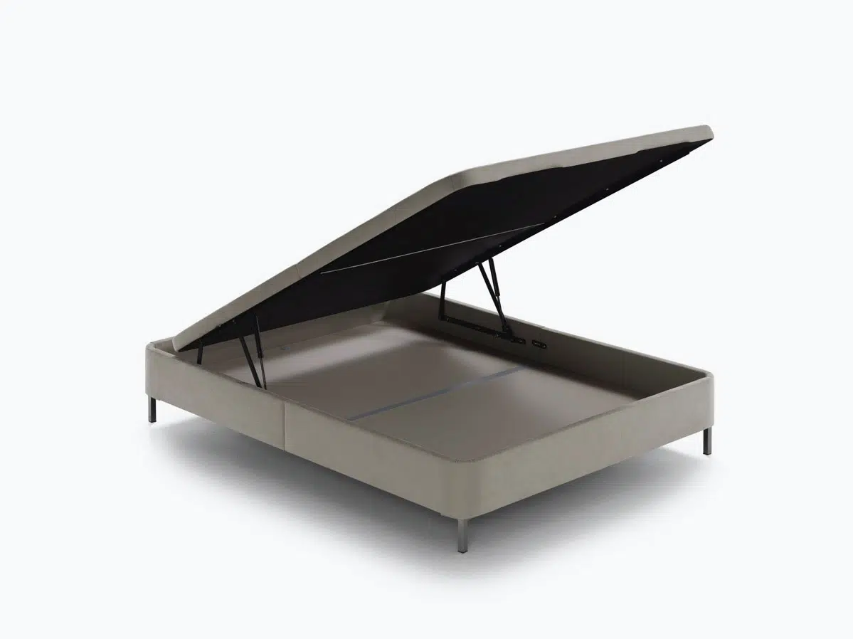 Canapé tapizado Calio de Ecus con patas altas